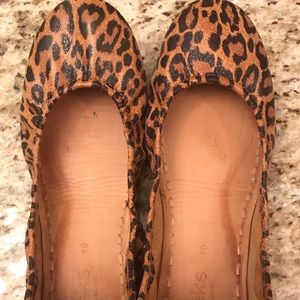 Size 10 Leopard Tieks EUC